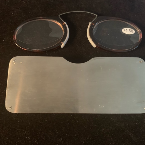 Readers Eyeglasses - Picture 5 of 5